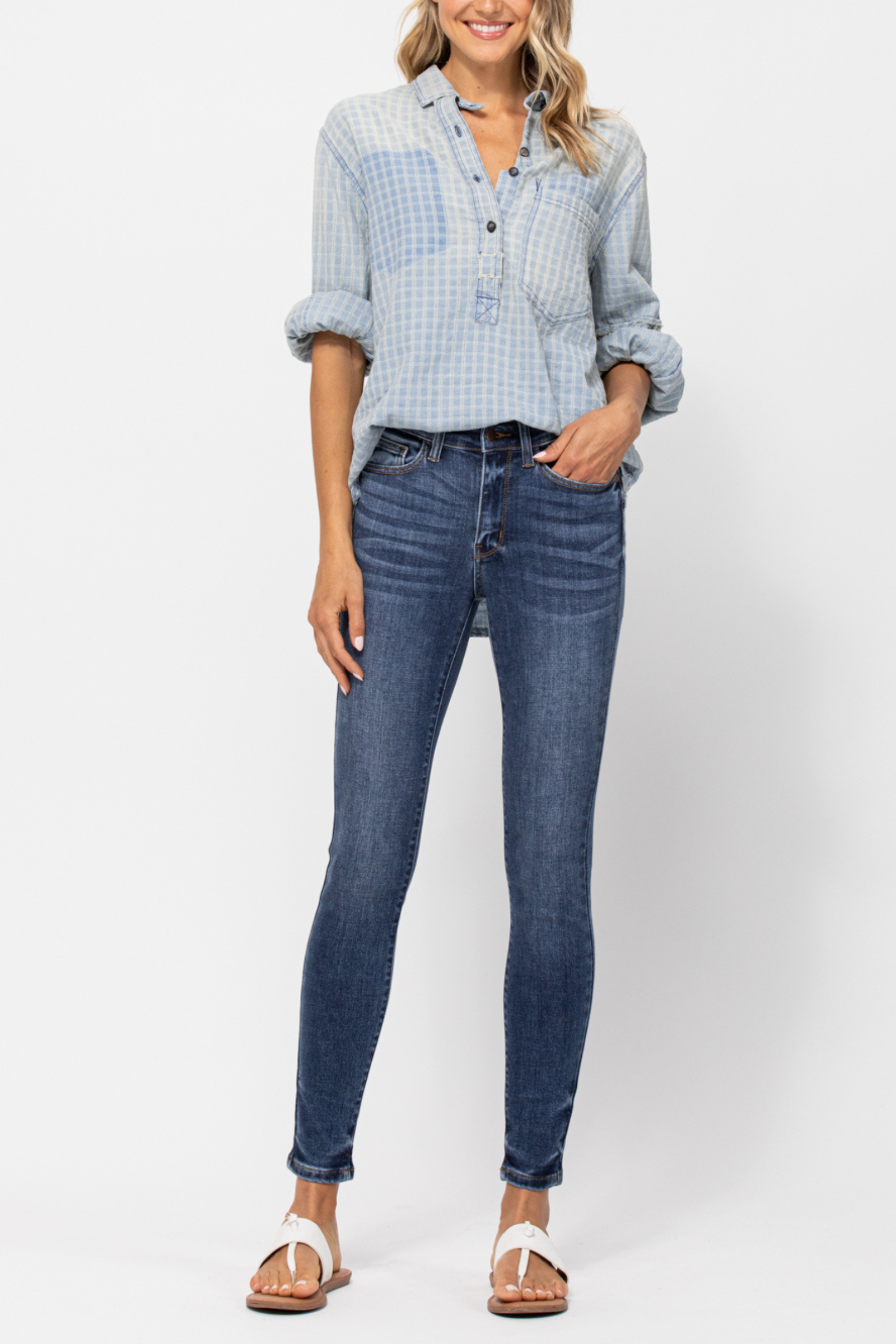 Judy Blue Handsand Mid Rise Skinny