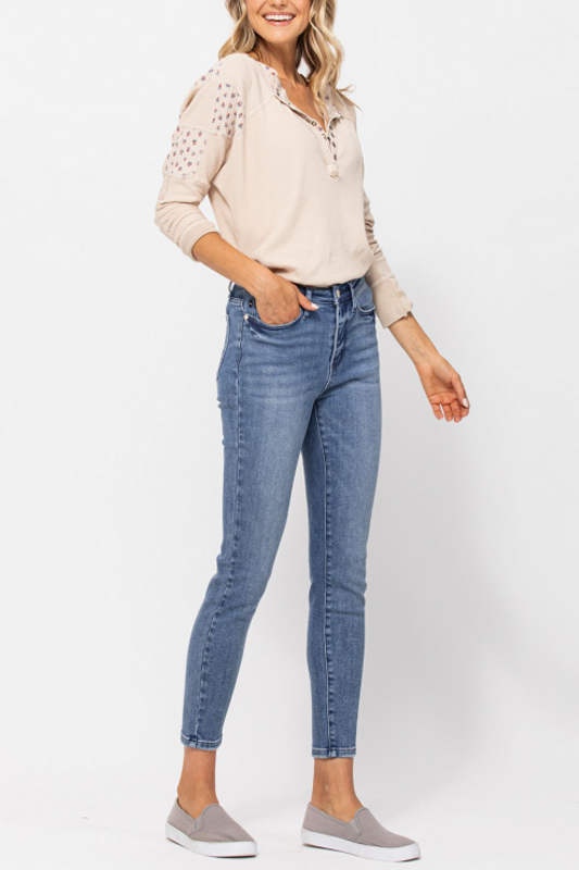 Judy Blue Medium Wash High Waist Relaxed Fit-Denim-Watermelon Apparel